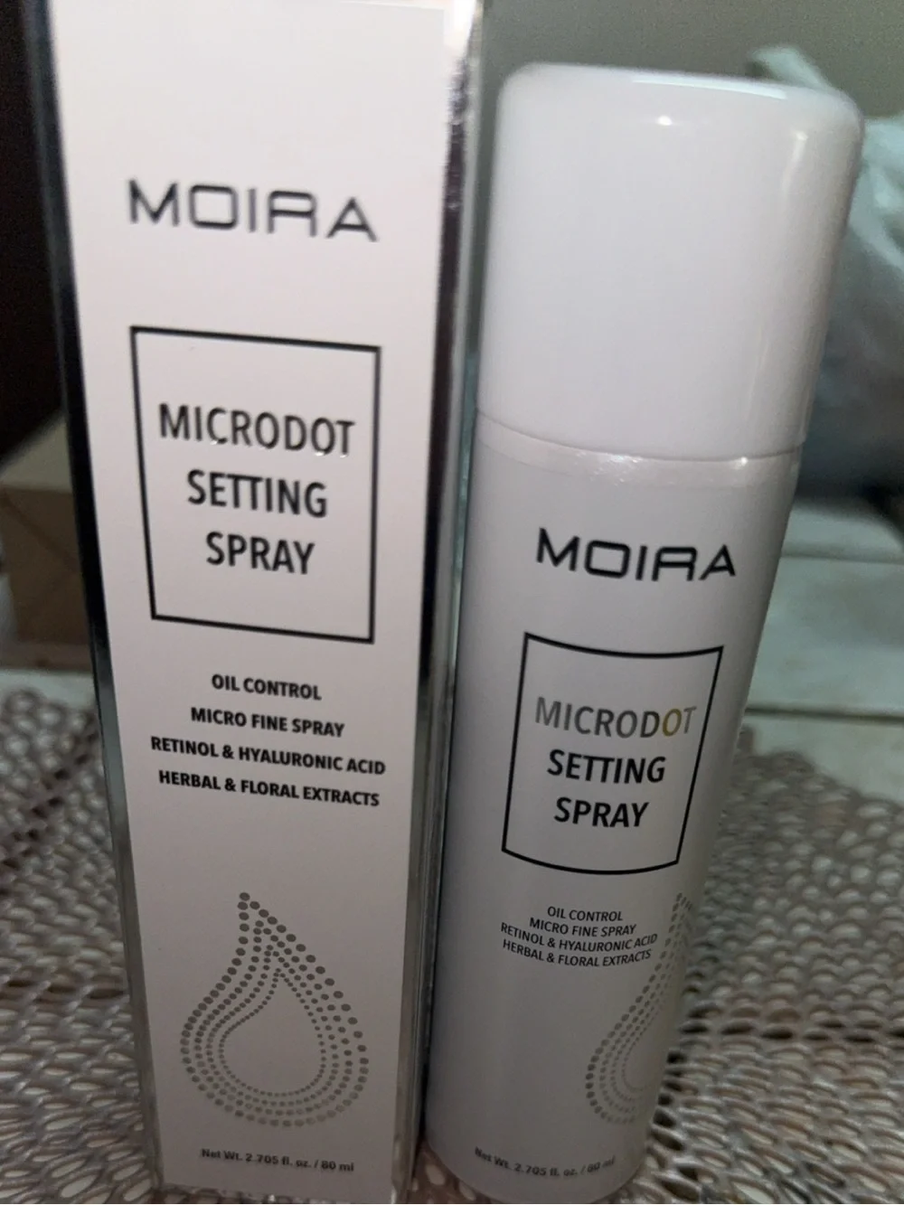 Moi Microdot Setting Spray - White & Silver Accents